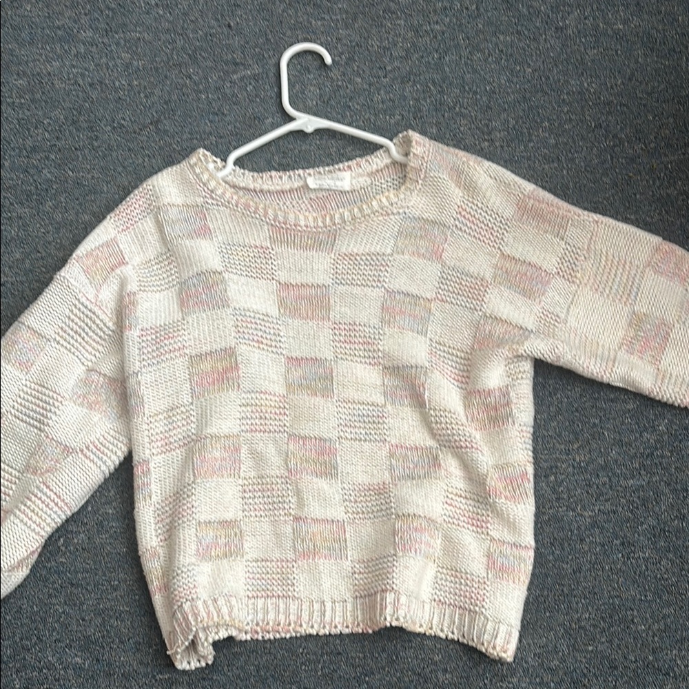 Across America Women’s Checkered Vintage Sweater